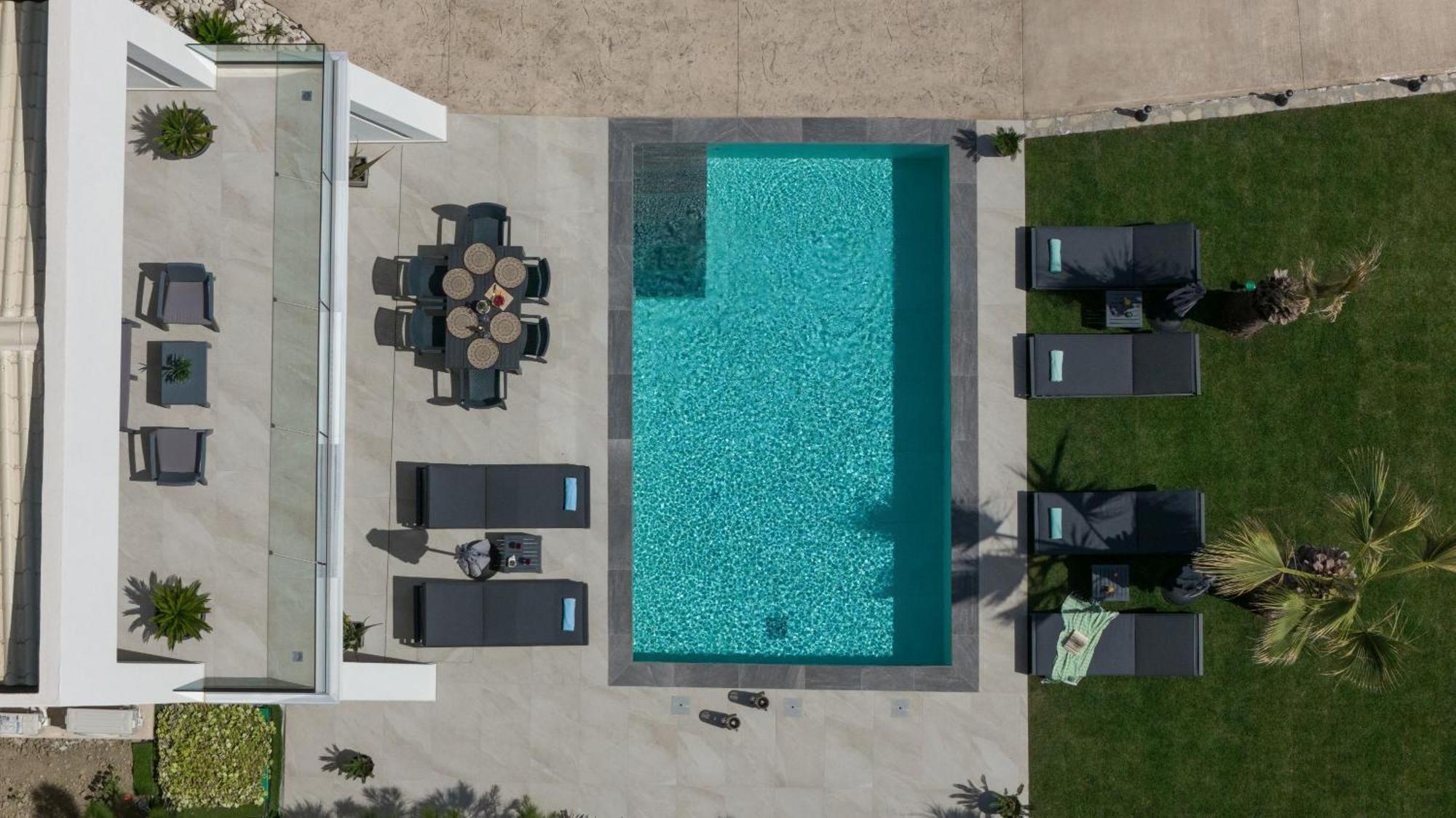 Sunwhite Villas - Private Pool & Cozy Atmosphere, By Zantewize Laganas Exterior photo